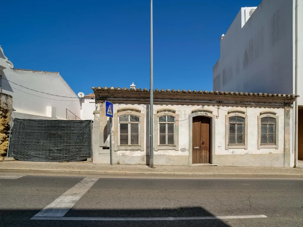 Moradia de Fachada Tradicional a 300m do Castelo de Tavira - Centro Histórico - Image 31