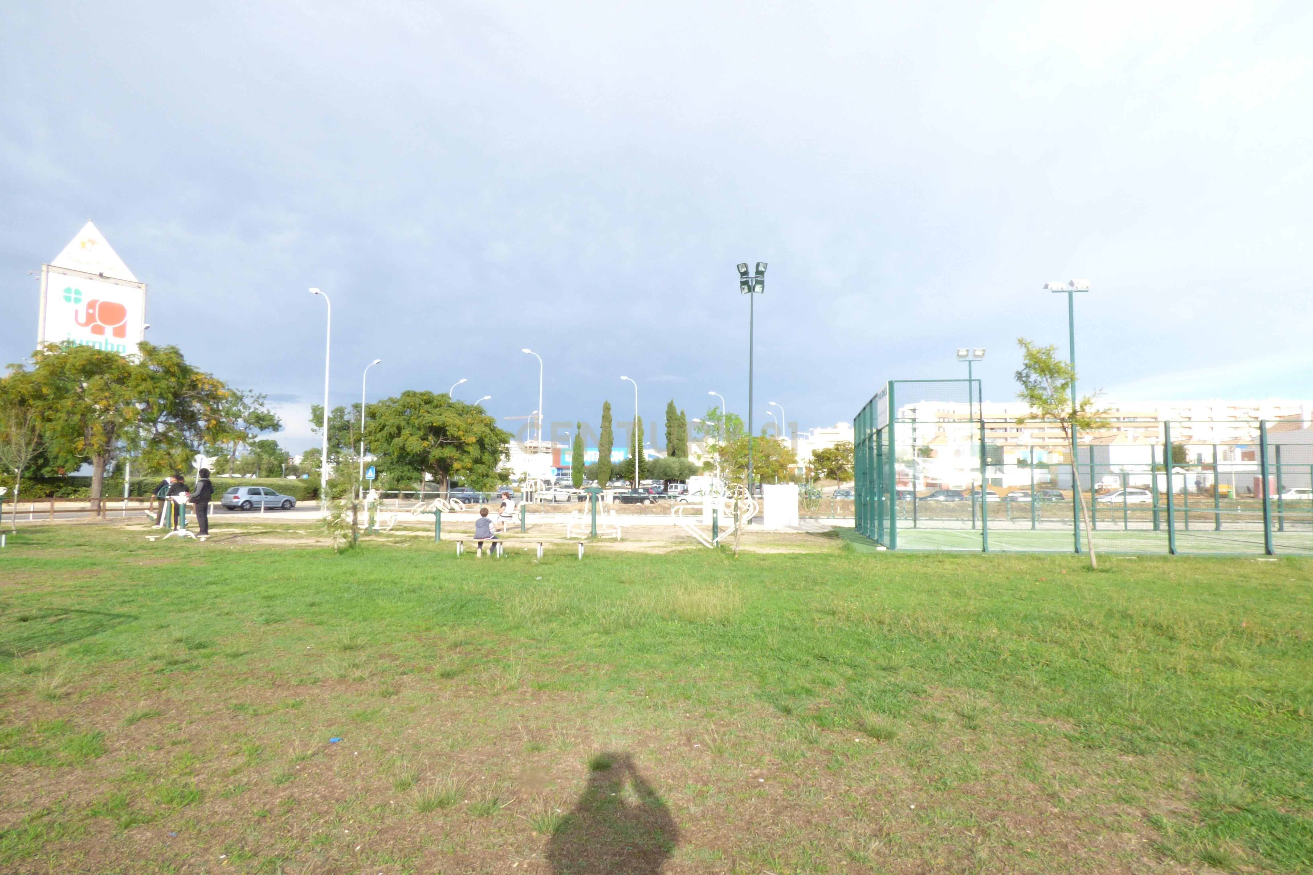 Lote para construção, com projeto aprovado de moradia V3    perto do Shopping, Fórum Algarve, e ecovia do Parque Natural da Ria Formosa. - Image 12