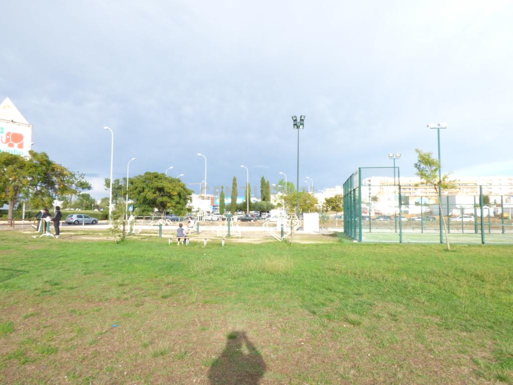 Lote para construção, com projeto aprovado de moradia V3    perto do Shopping, Fórum Algarve, e ecovia do Parque Natural da Ria Formosa. - Image 12