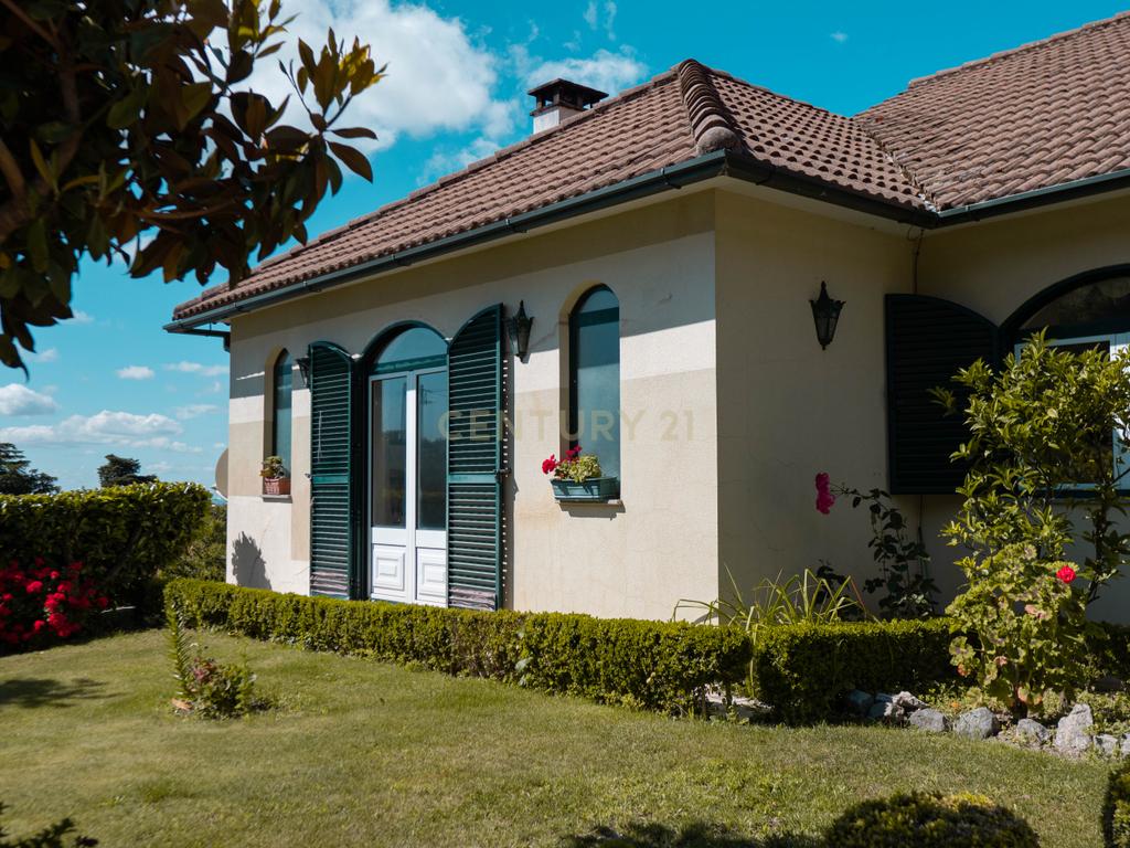 Moradia T5, Alpedrinha, Fundão - Image 8
