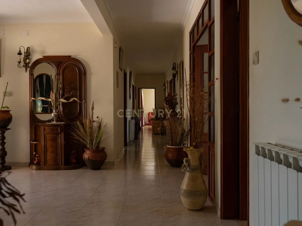 Moradia T5, Alpedrinha, Fundão - Image 12