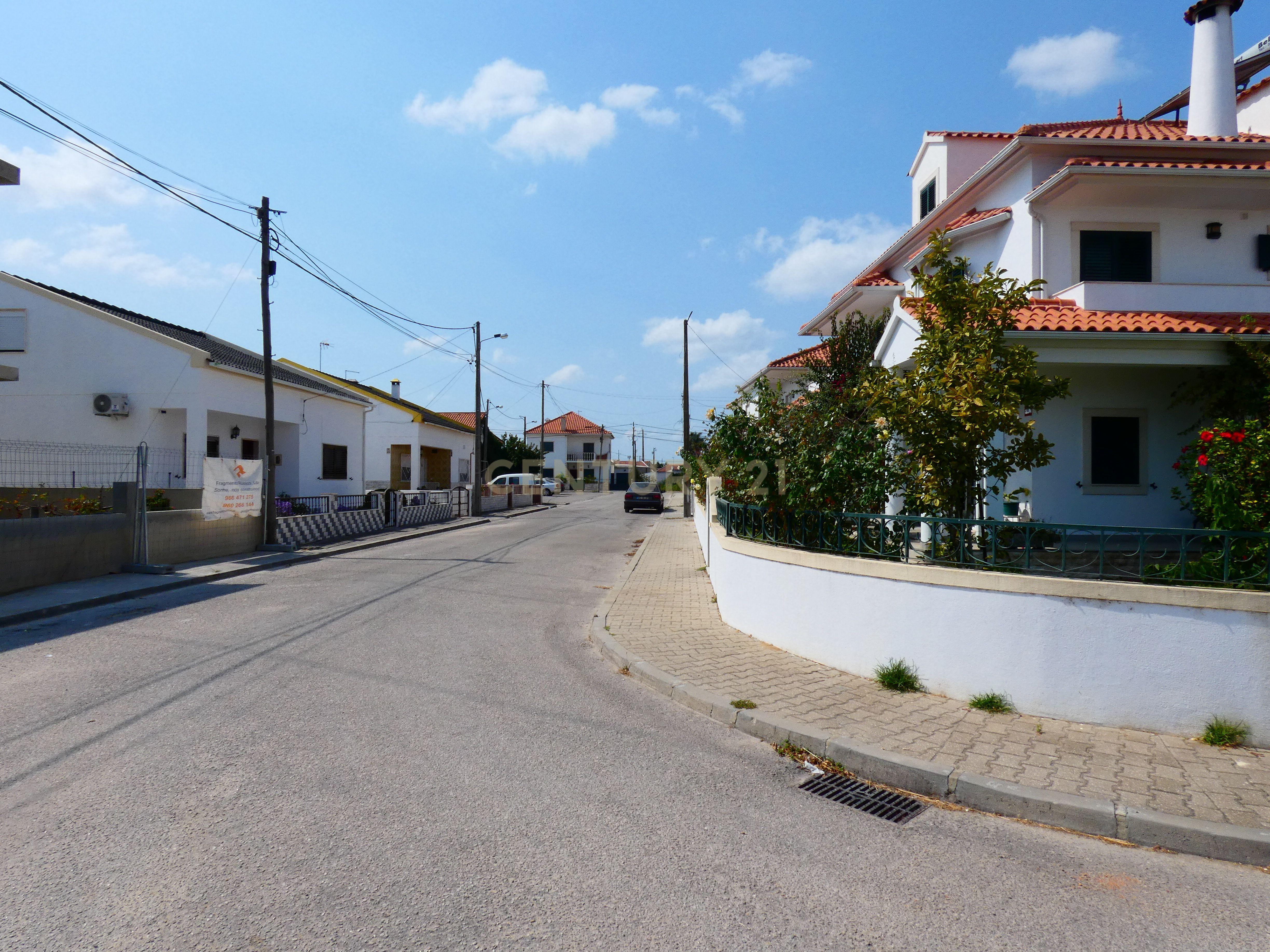 Lote Urbano em loteamento aprovado - Image 2