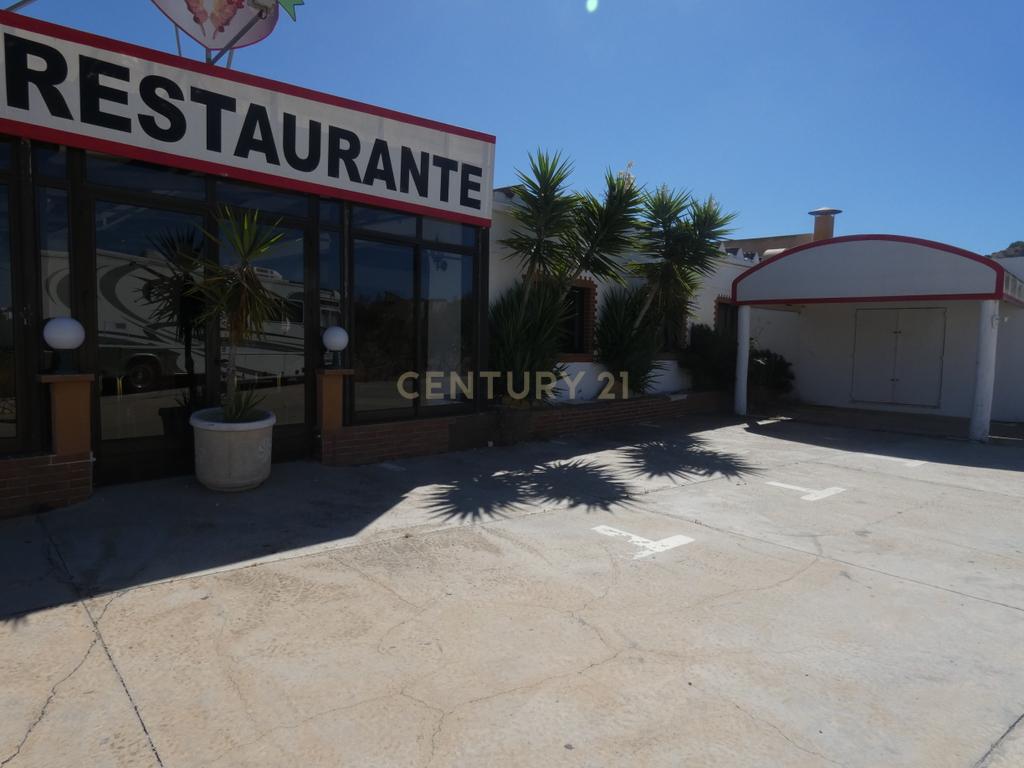Restaurante à entrada da Praia da Luz! - Image 2