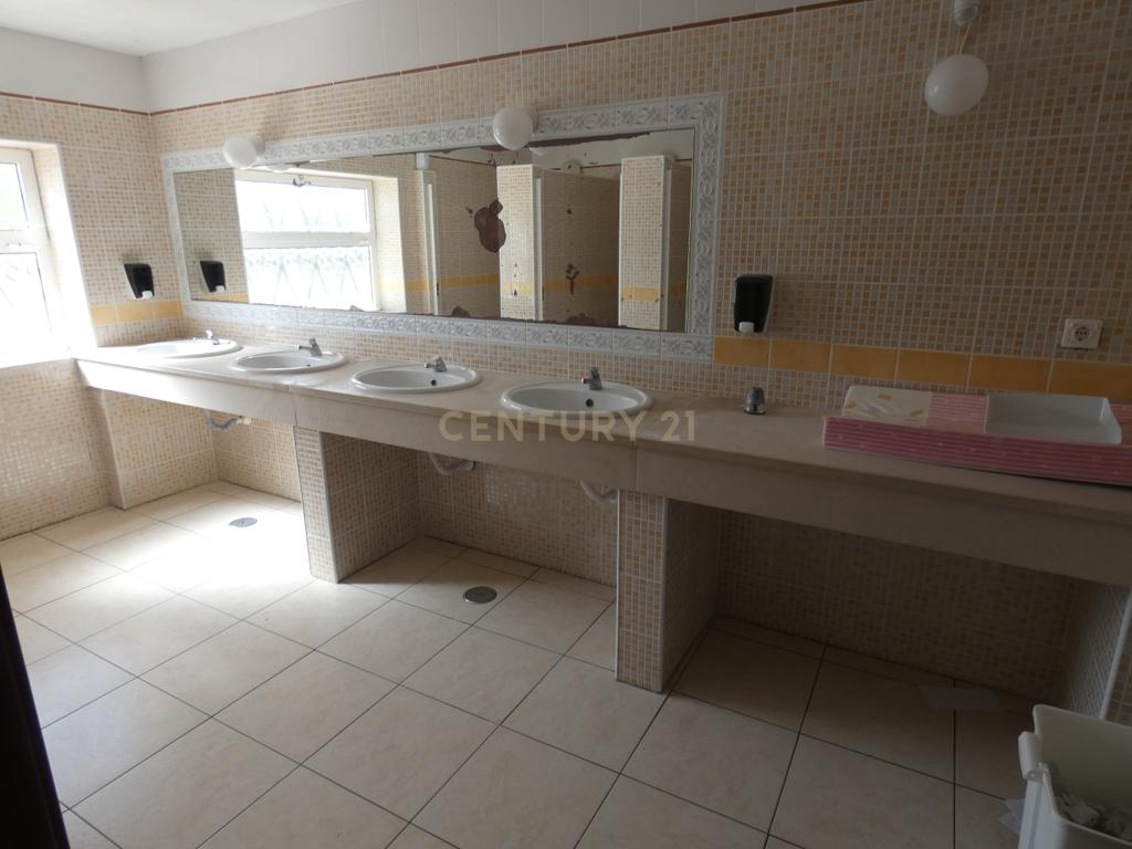 Restaurante à entrada da Praia da Luz! - Image 46