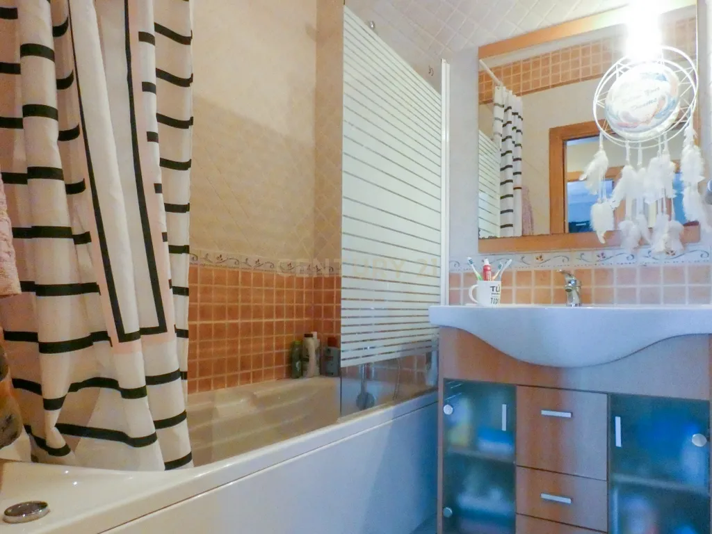Apartamento T3 com piscina e garagem em Lagos, Portugal - Image 14