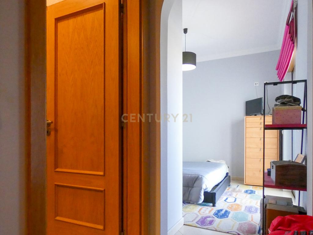 Apartamento T3 com piscina e garagem em Lagos, Portugal - Image 19