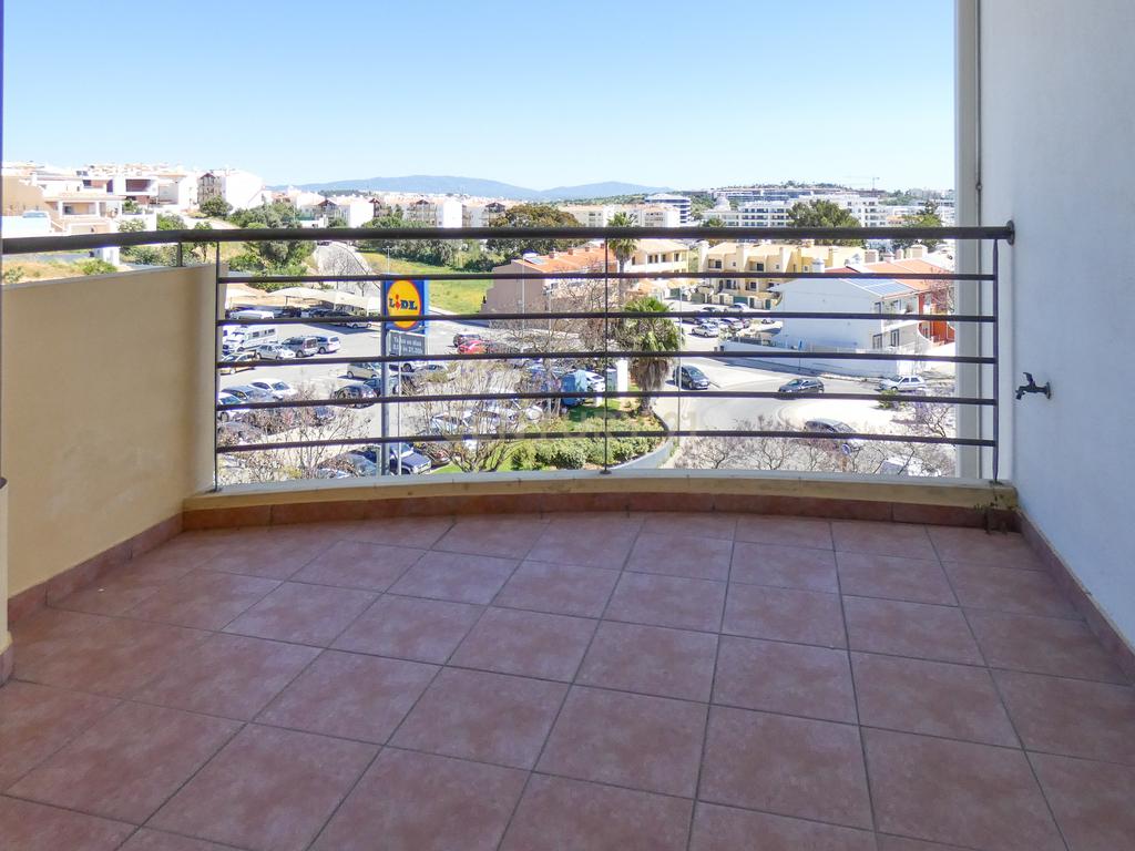 Apartamento T3 com piscina e garagem em Lagos, Portugal - Image 23