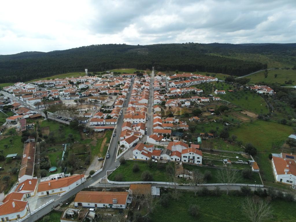 Terreno Urbano em Valverde, a 10 minutos do centro histórico de Évora. - Image 3