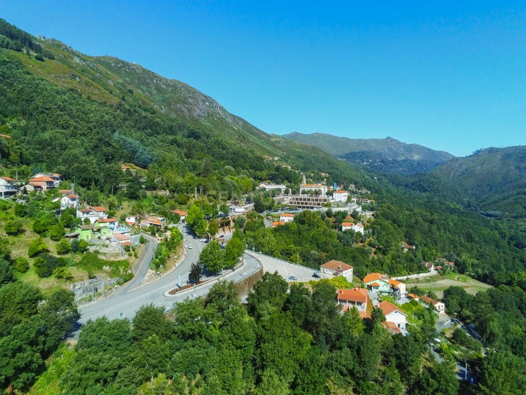 Moradia Rústica mobilada no coração do Gerês - Image 38