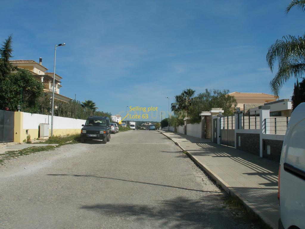 Lote Urbano para Construção Quelfes / Olhão - Alvará de Loteamento - Image 3
