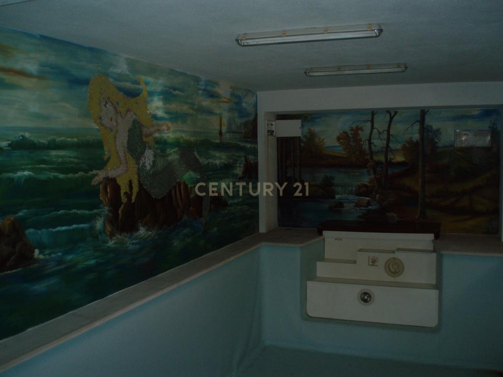 Excelente Moradia T4 - Massamá - Image 19