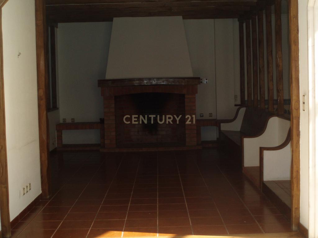 Excelente Moradia T4 - Massamá - Image 5