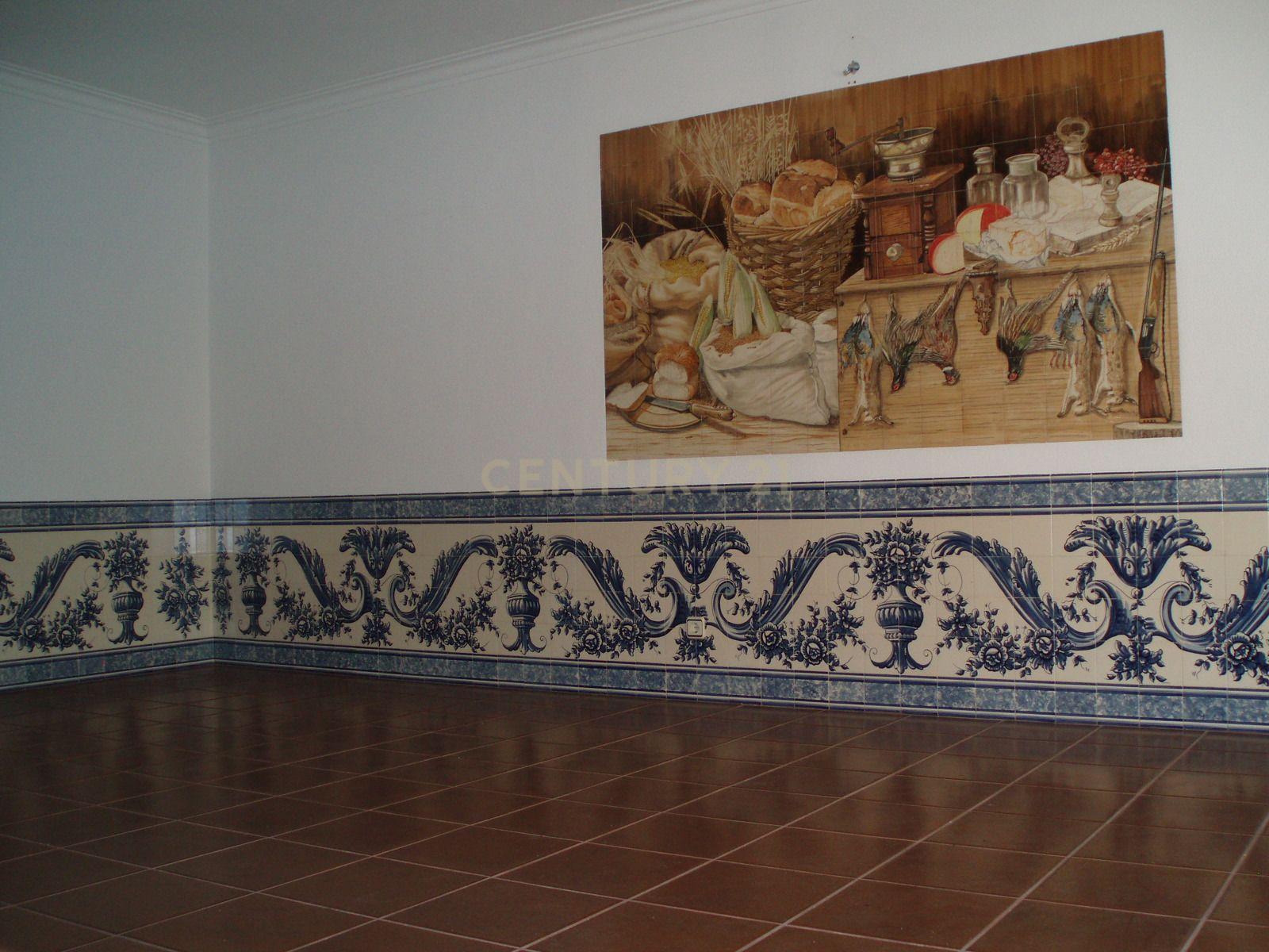 Moradia T4 - Massamá Centro - Image 13