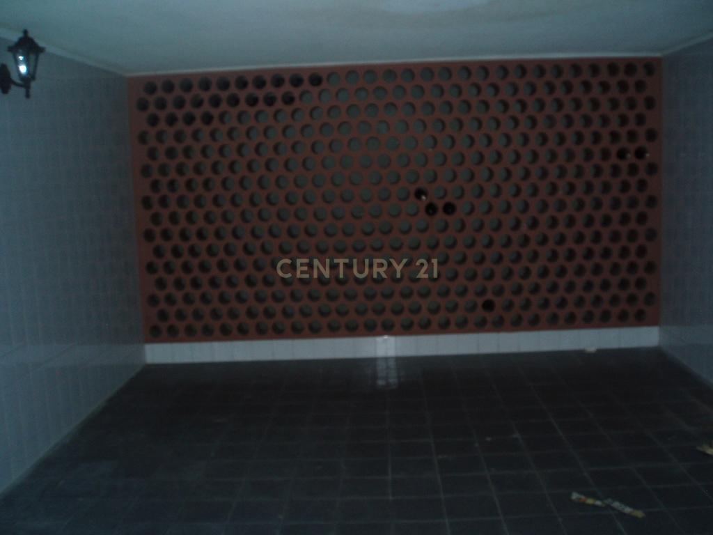 Excelente Moradia T4 - Massamá - Image 16