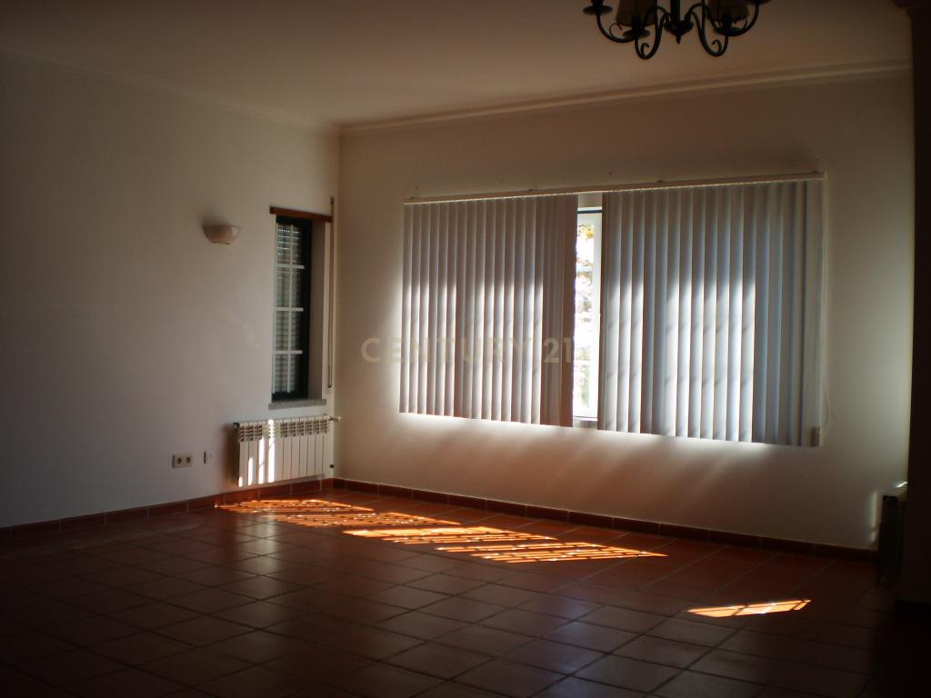 MORADIA de 3 ANDARES, ARMAZÉM-LOJA-HABITAÇÃO - Image 17