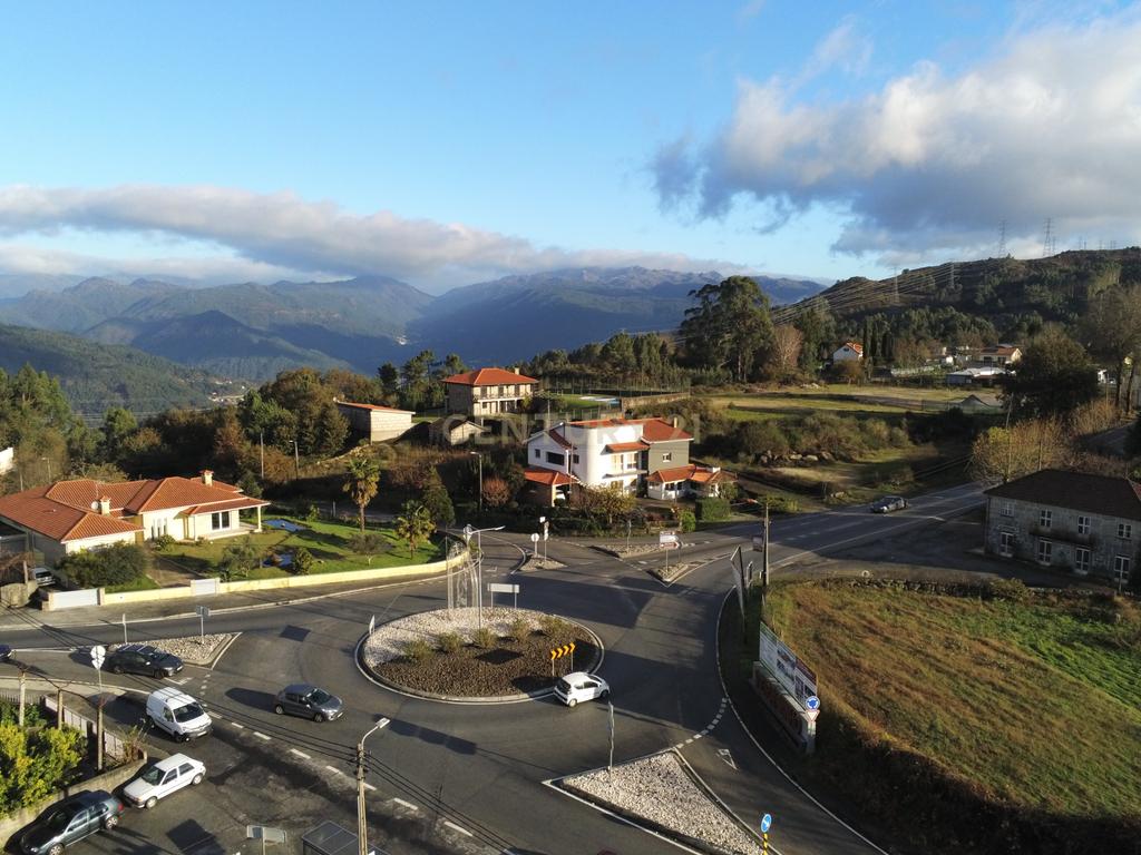 Casa Térreana Cerdeirinhas , Vieira do Minho - Braga com Terreno - Image 22