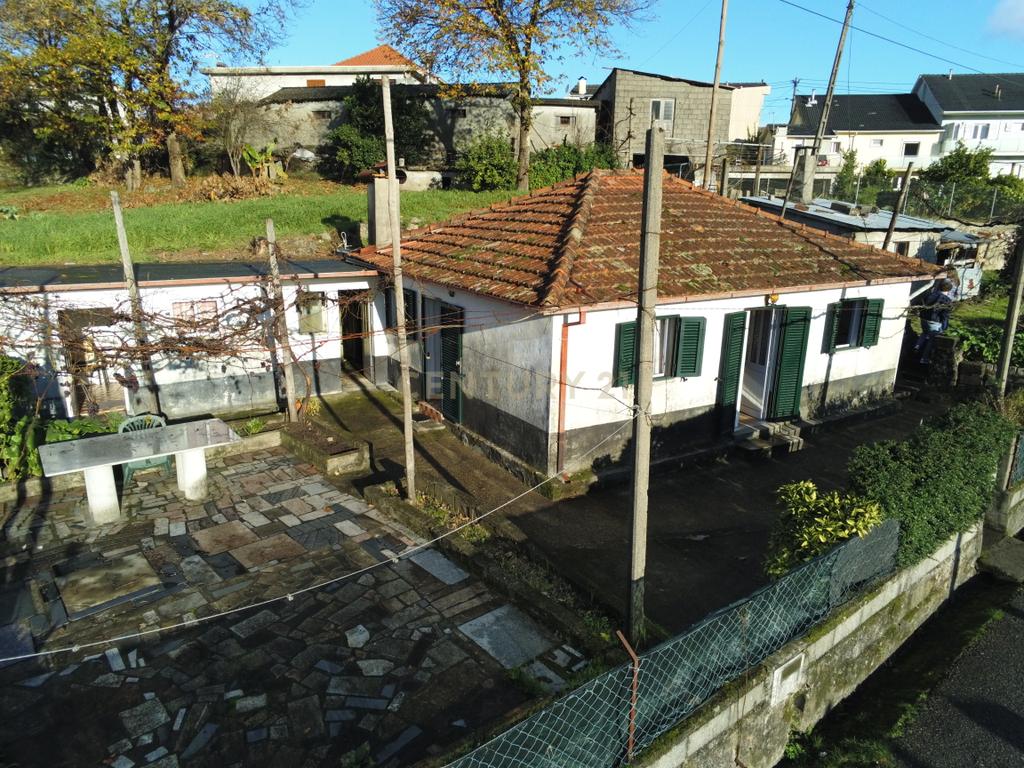 Casa Térreana Cerdeirinhas , Vieira do Minho - Braga com Terreno - Image 2