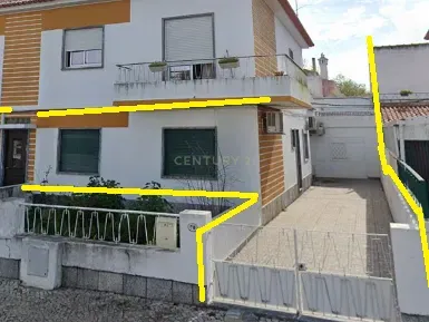BEJA-ALENTEJO, Rés-do-Chão com 4 Quartos ,Terraço, Garagem e espaço exterior, , - Image 3