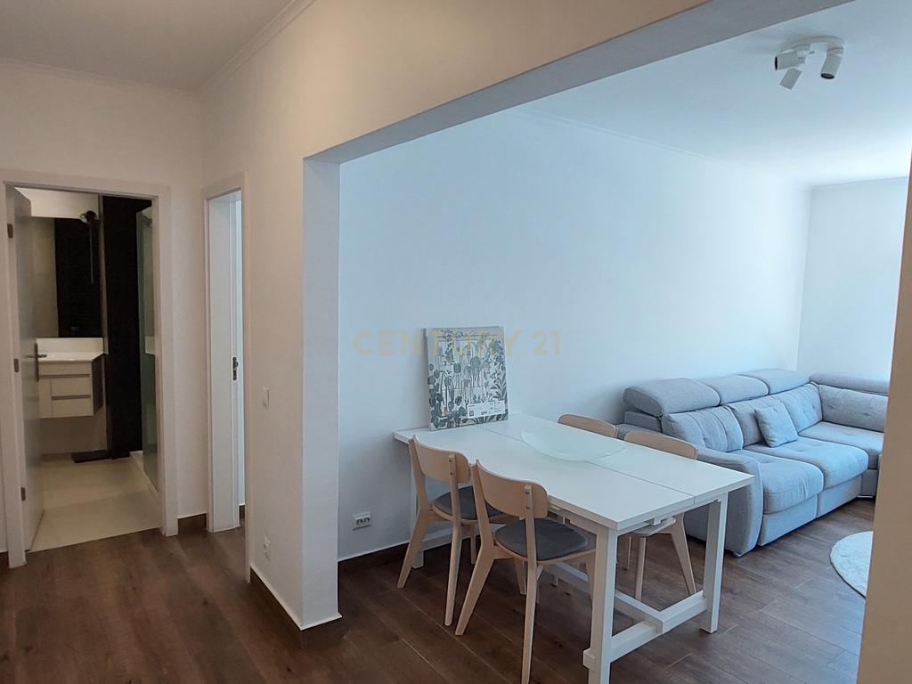Arrenda-se Apartamento T3 Renovado em Oeiras - Image 15