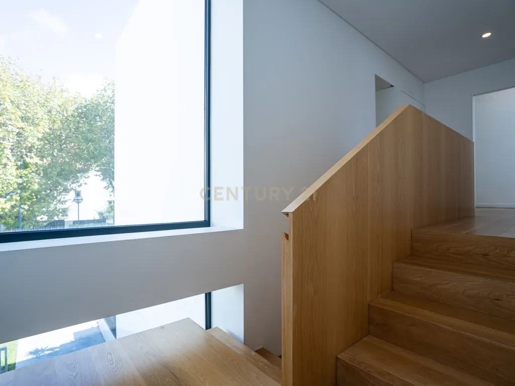MORADIA T3 | PISCINA | PAREDE | CASCAIS - Image 18