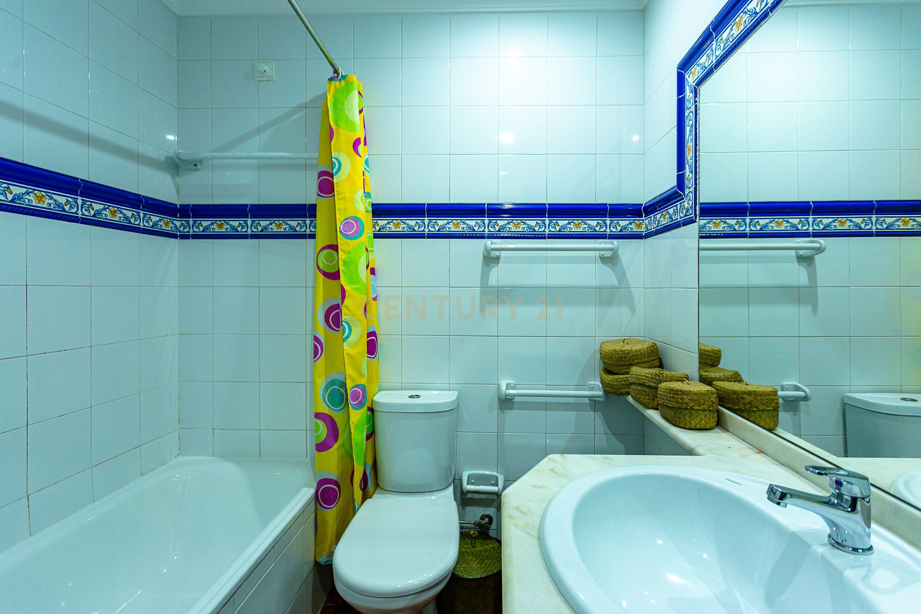 Apartamento T2 no Prestigiado Condomínio Fechado Parque dos Reis - Monte Gordo, Algarve - Image 13