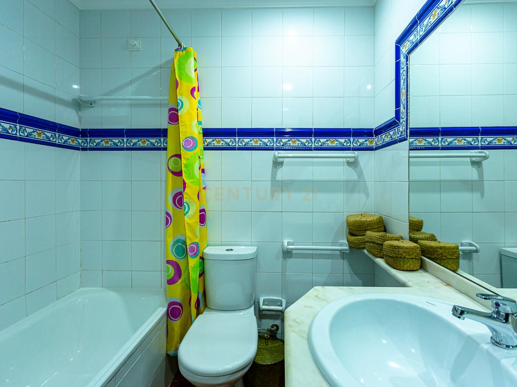 Apartamento T2 no Prestigiado Condomínio Fechado Parque dos Reis - Monte Gordo, Algarve - Image 13