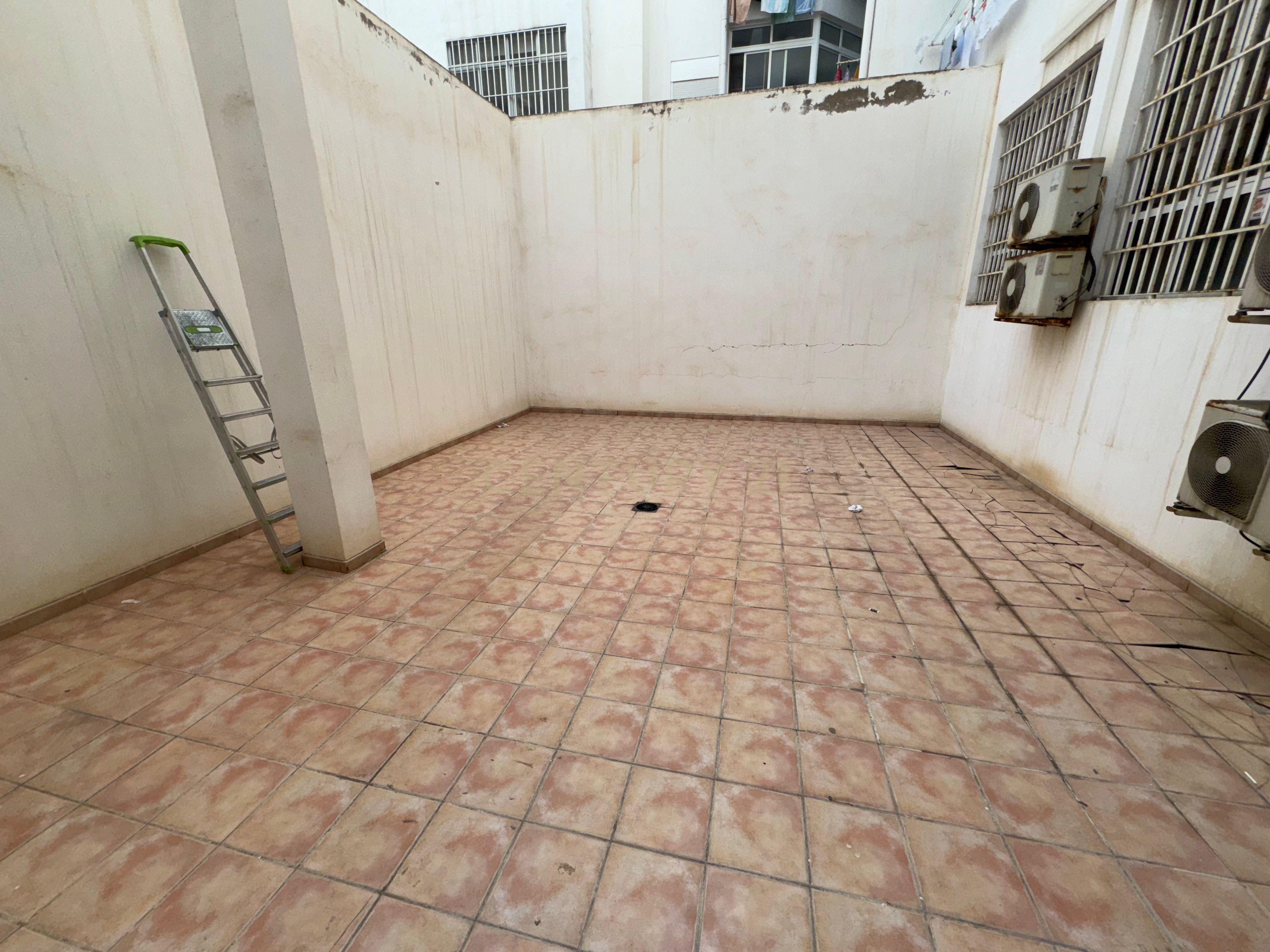 undefined - Image 32