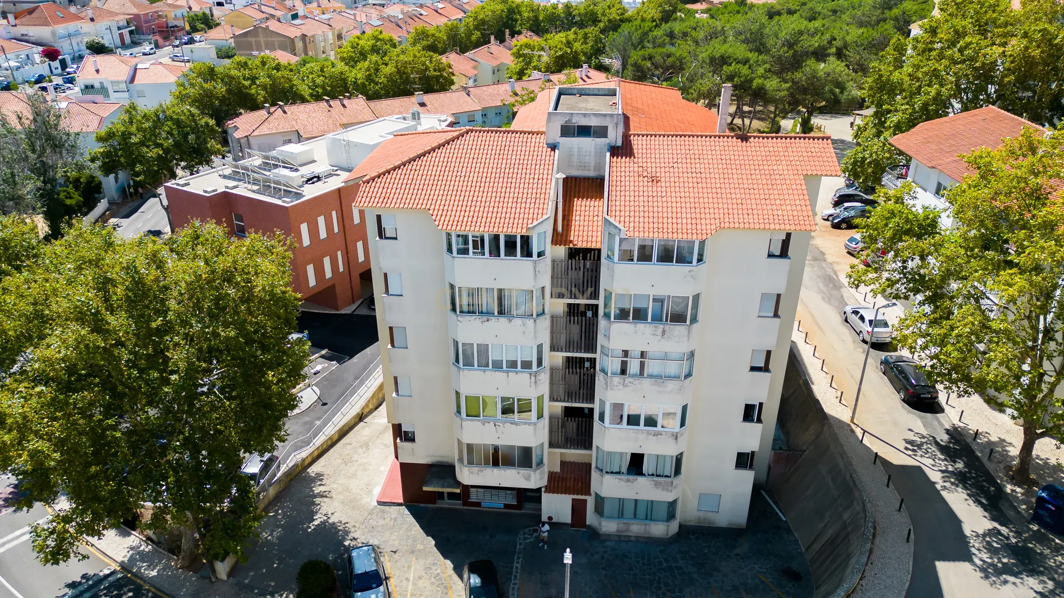 O melhor Apartamento T2 Remodelado nas Fontainhas em Cascais. - Image 30