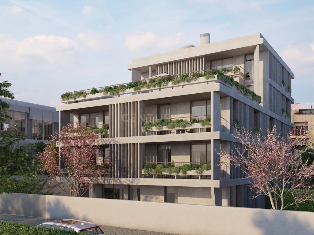 Apartamento três quartos, em Serralves - Image 1