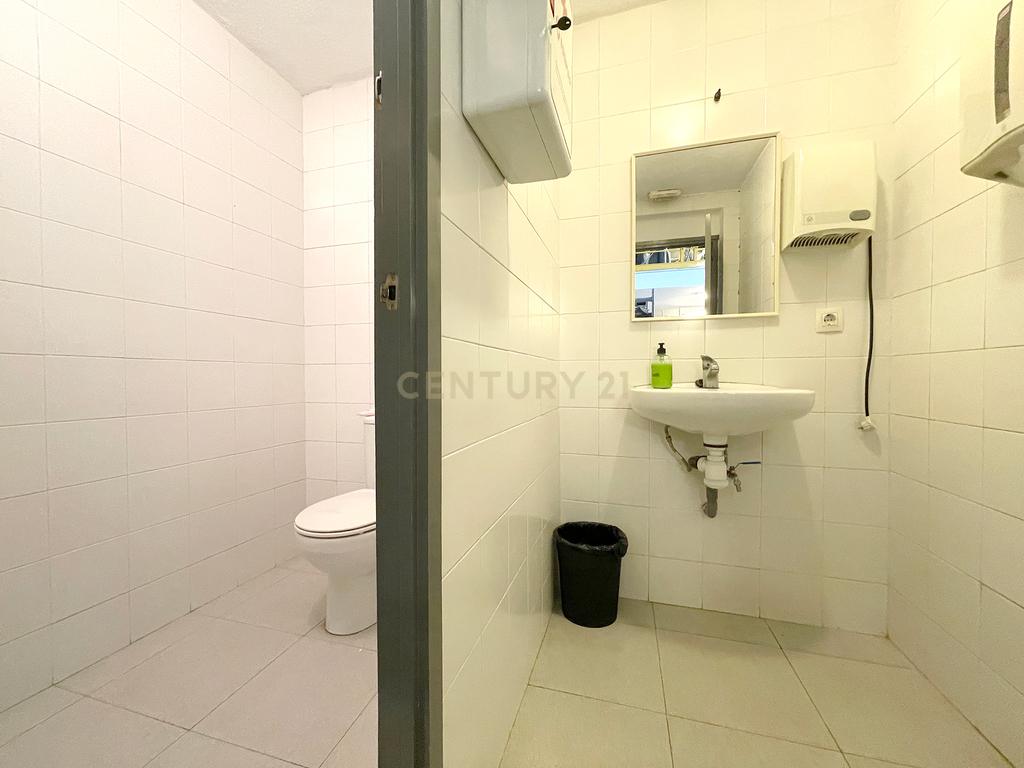  - Image 12