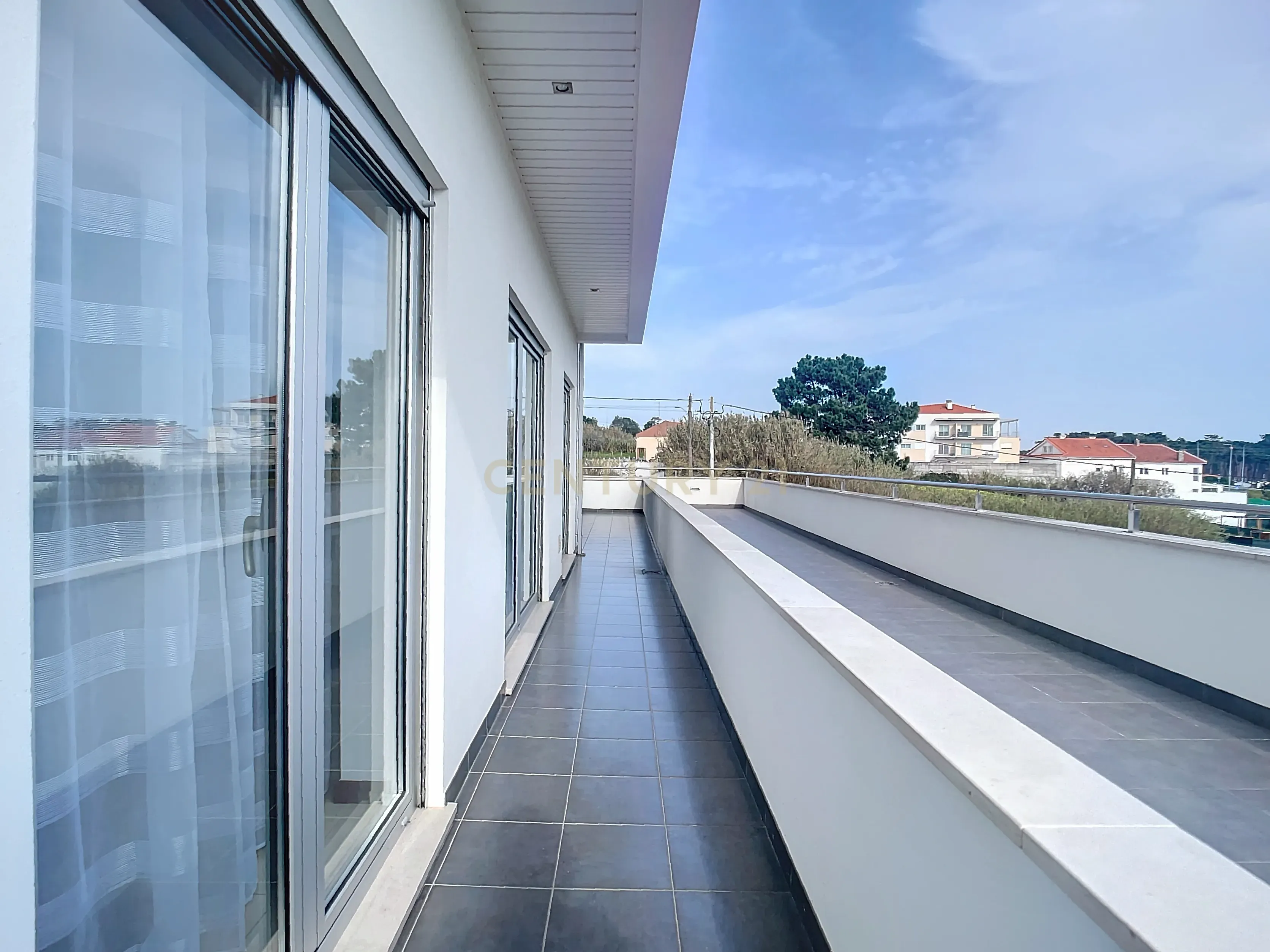 Apartamento T2 - Piscina - Terraço - Condominio Fechado - Nazaré - Image 23