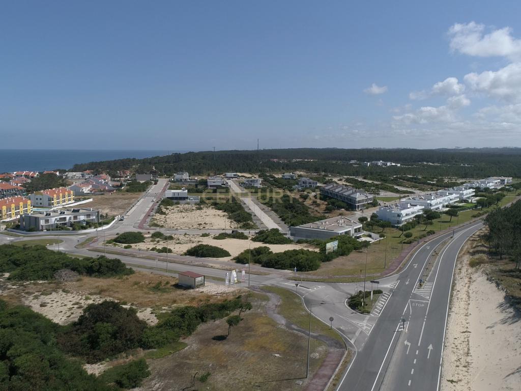 Lote de terreno com 1488m2 integrado no Atlantic Village na Costa de prata - Image 5
