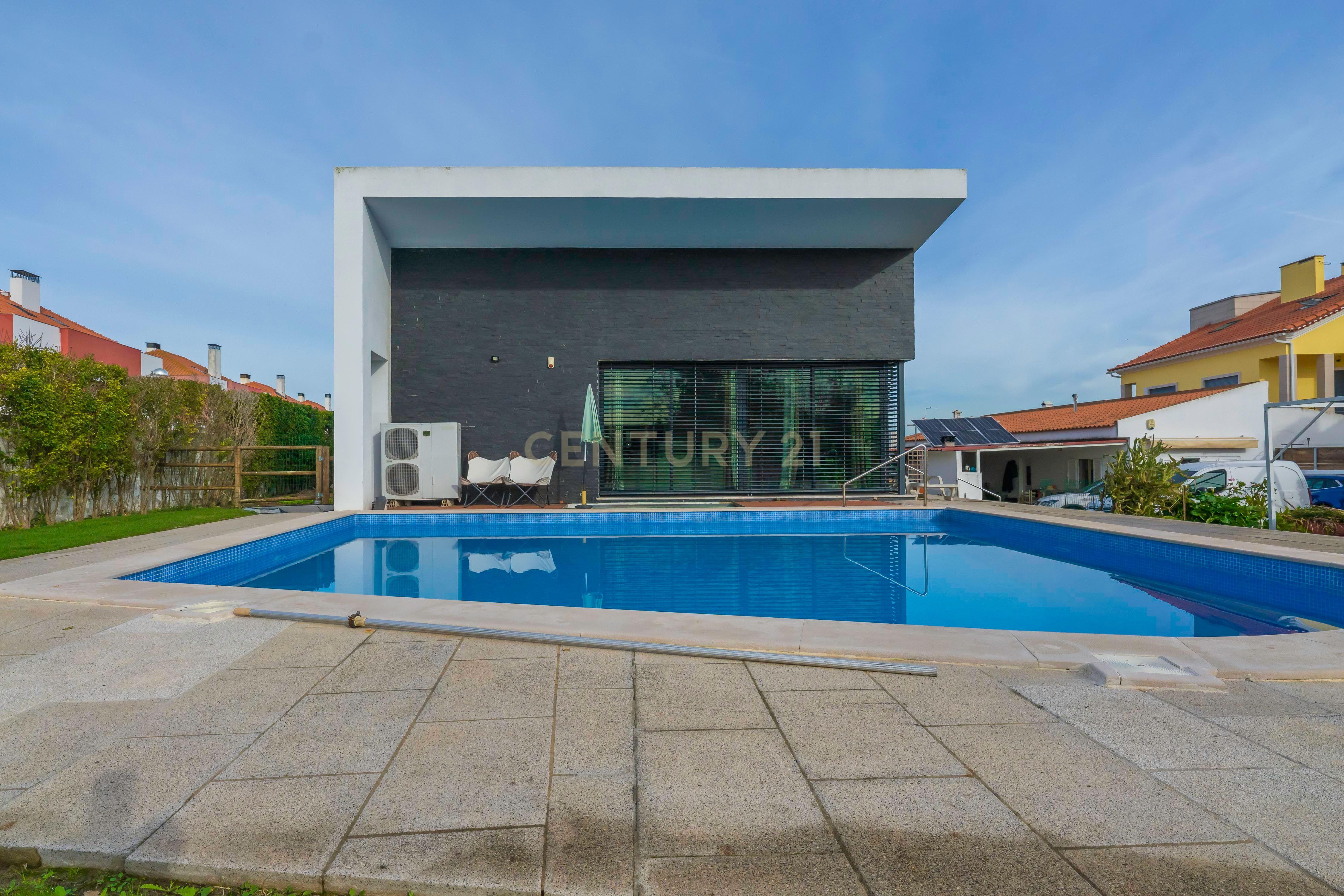 Magnífica Moradia Térrea T3 c/ Piscina, no Penteado, Moita - Image 38
