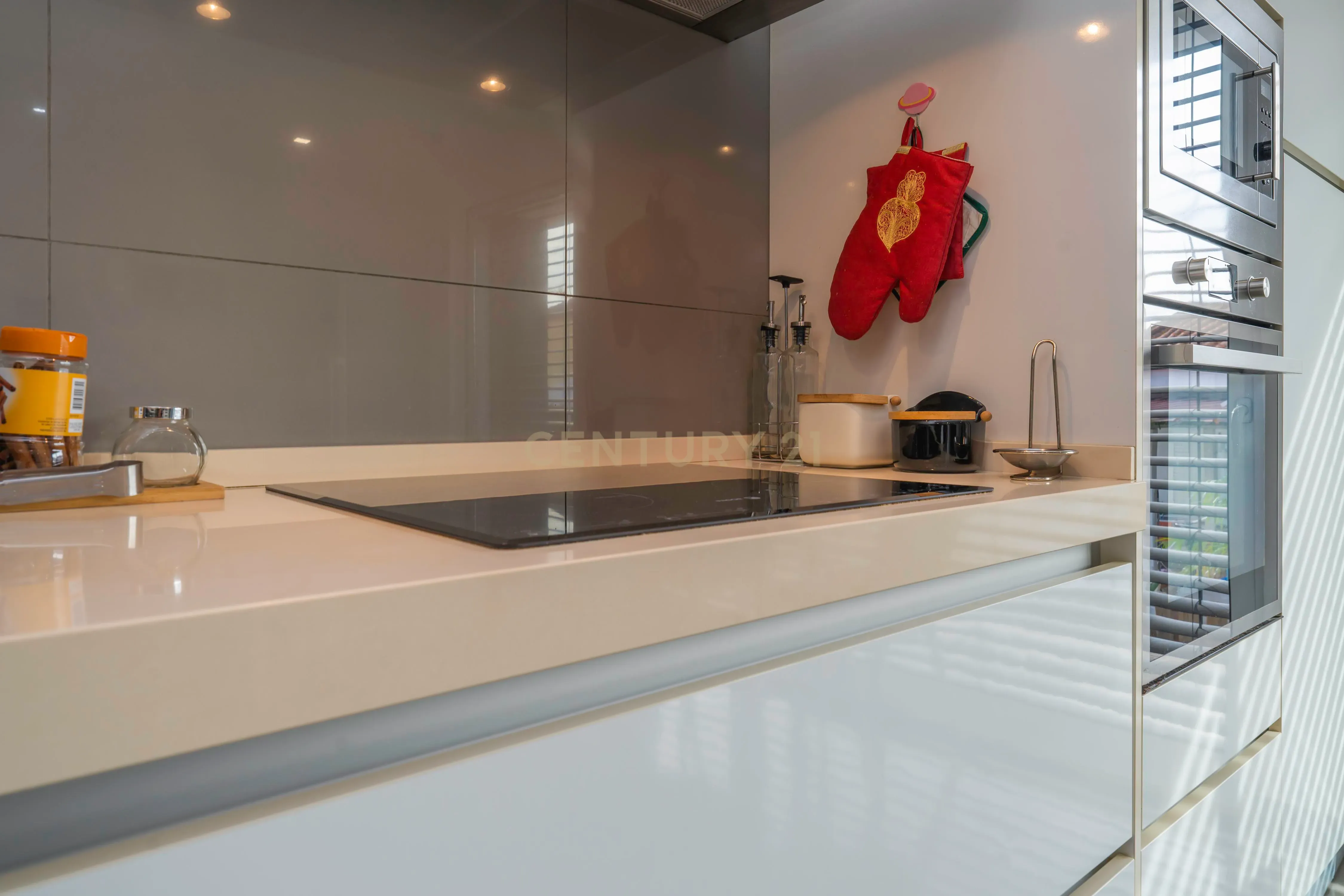 Magnífica Moradia Térrea T3 c/ Piscina, no Penteado, Moita - Image 10