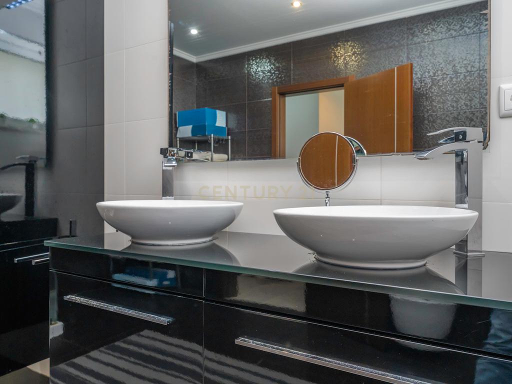 Magnífica Moradia Térrea T3 c/ Piscina, no Penteado, Moita - Image 28