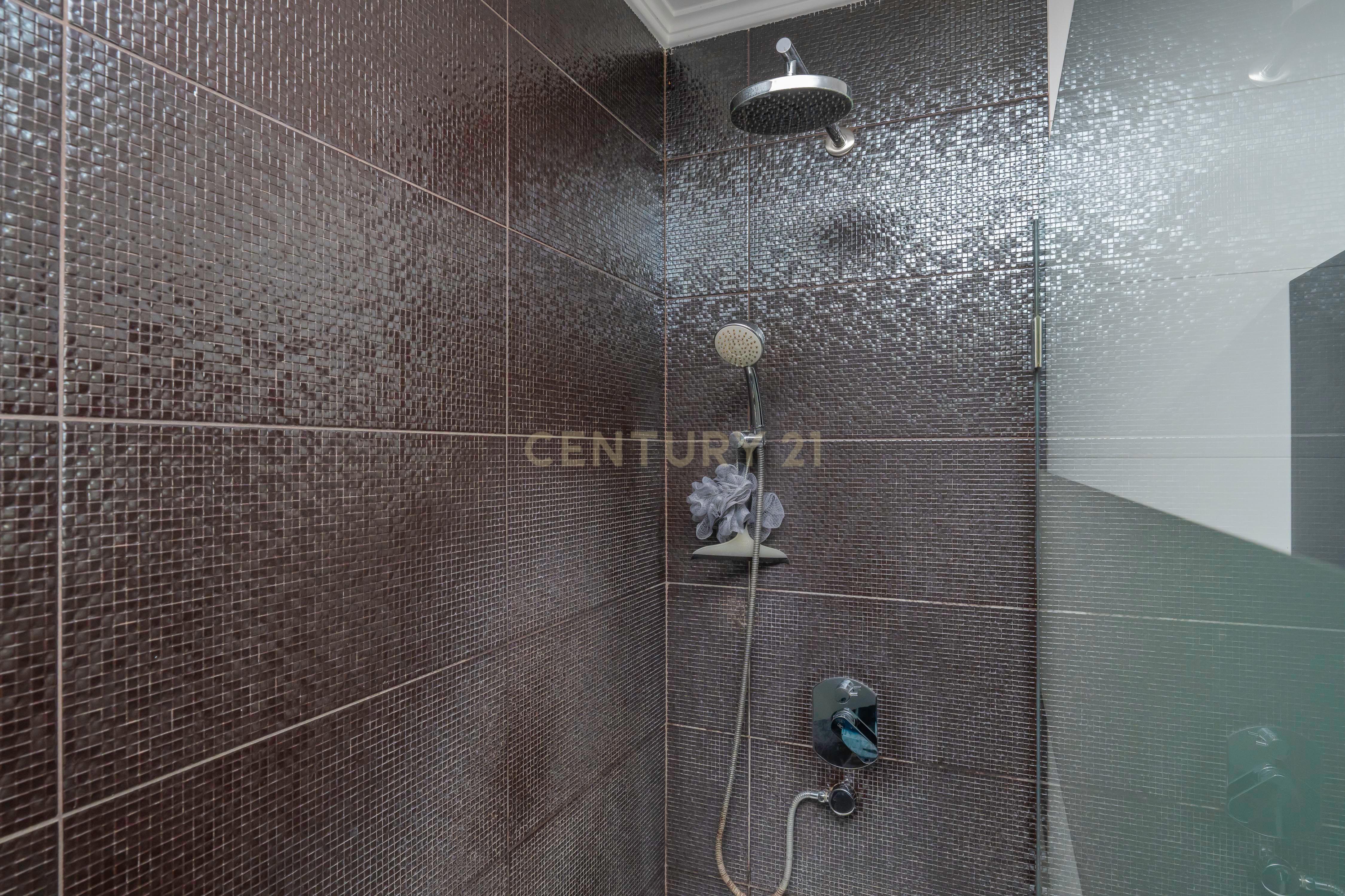 Magnífica Moradia Térrea T3 c/ Piscina, no Penteado, Moita - Image 29