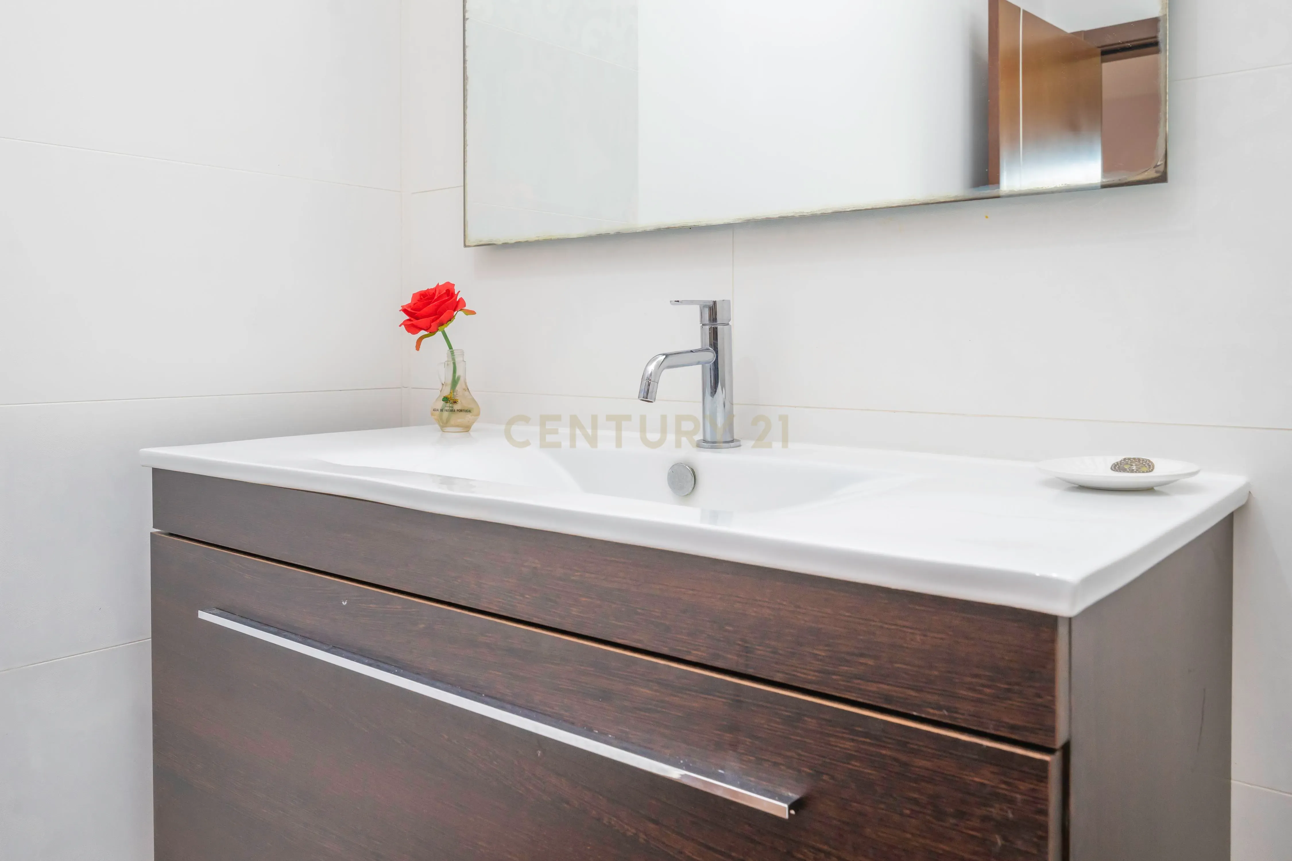 Magnífica Moradia Térrea T3 c/ Piscina, no Penteado, Moita - Image 22