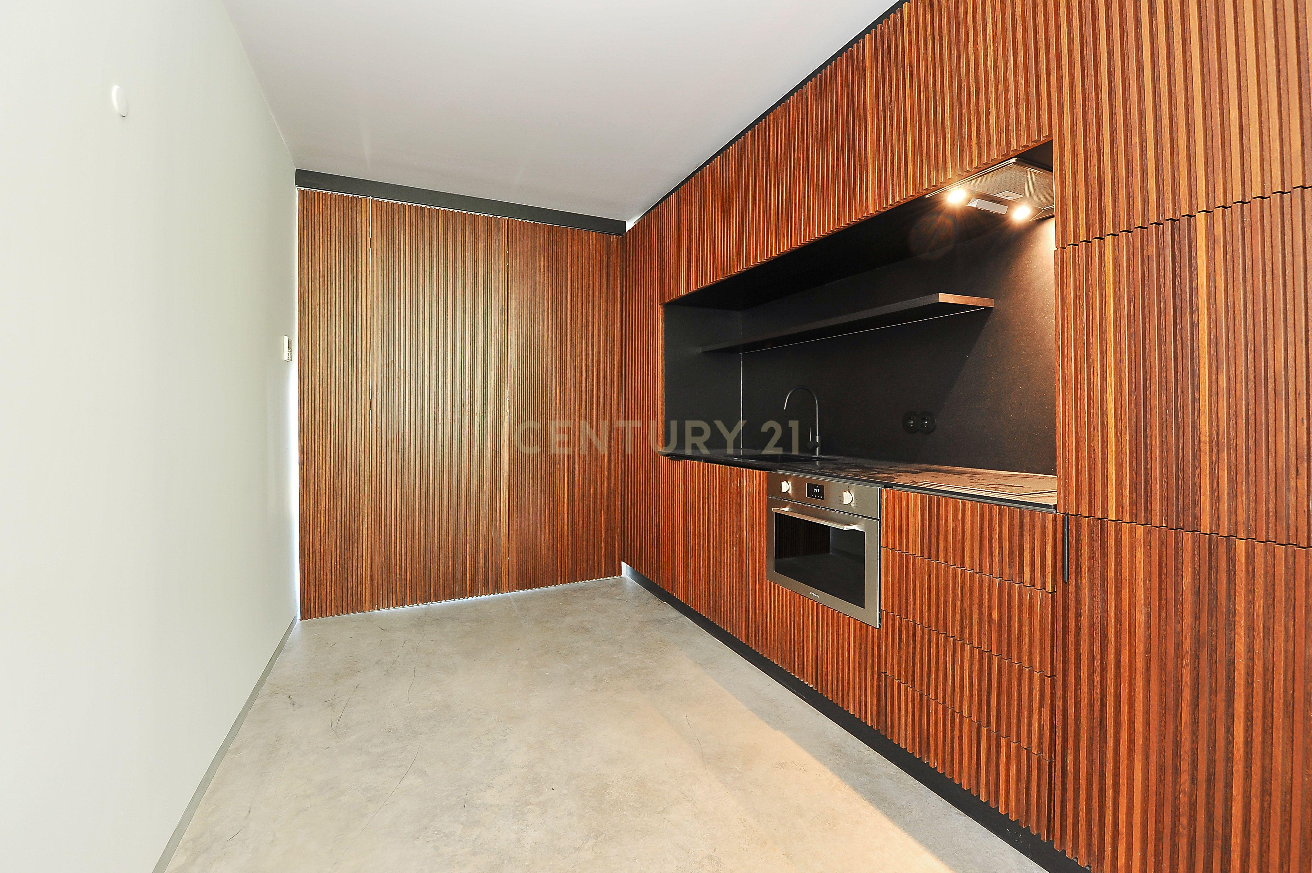 Loft Residencial T1 de design industrial no prestigiado Alcantâra Lofts. Para Venda - Image 20