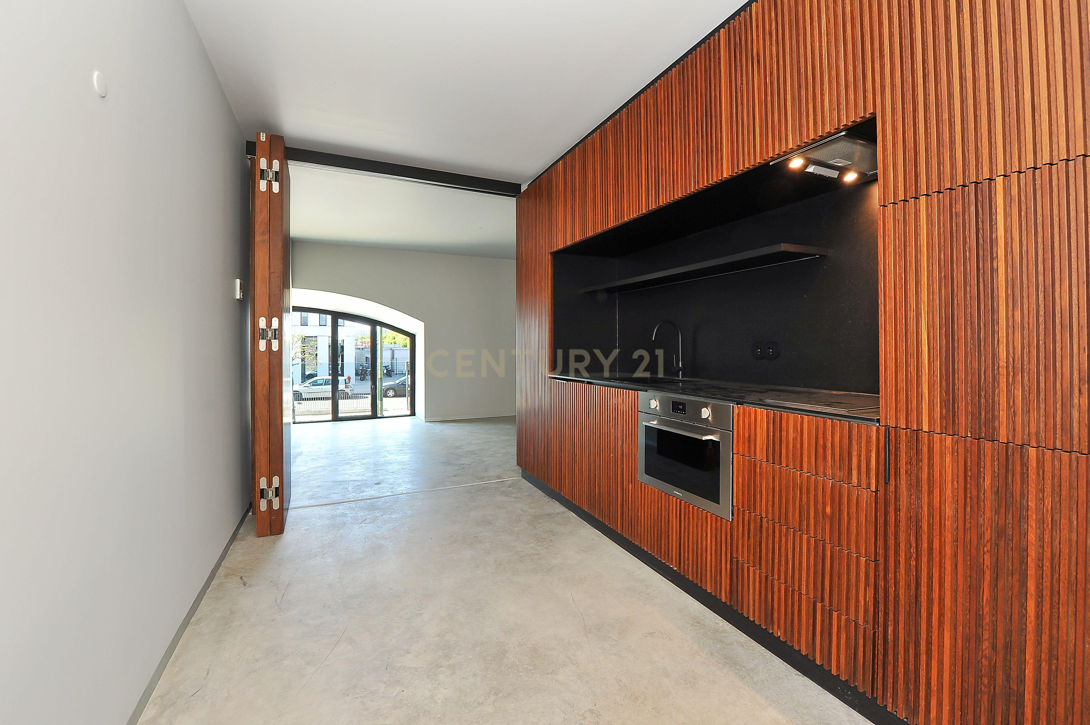 Loft Residencial T1 de design industrial no prestigiado Alcantâra Lofts. Para Venda - Image 23