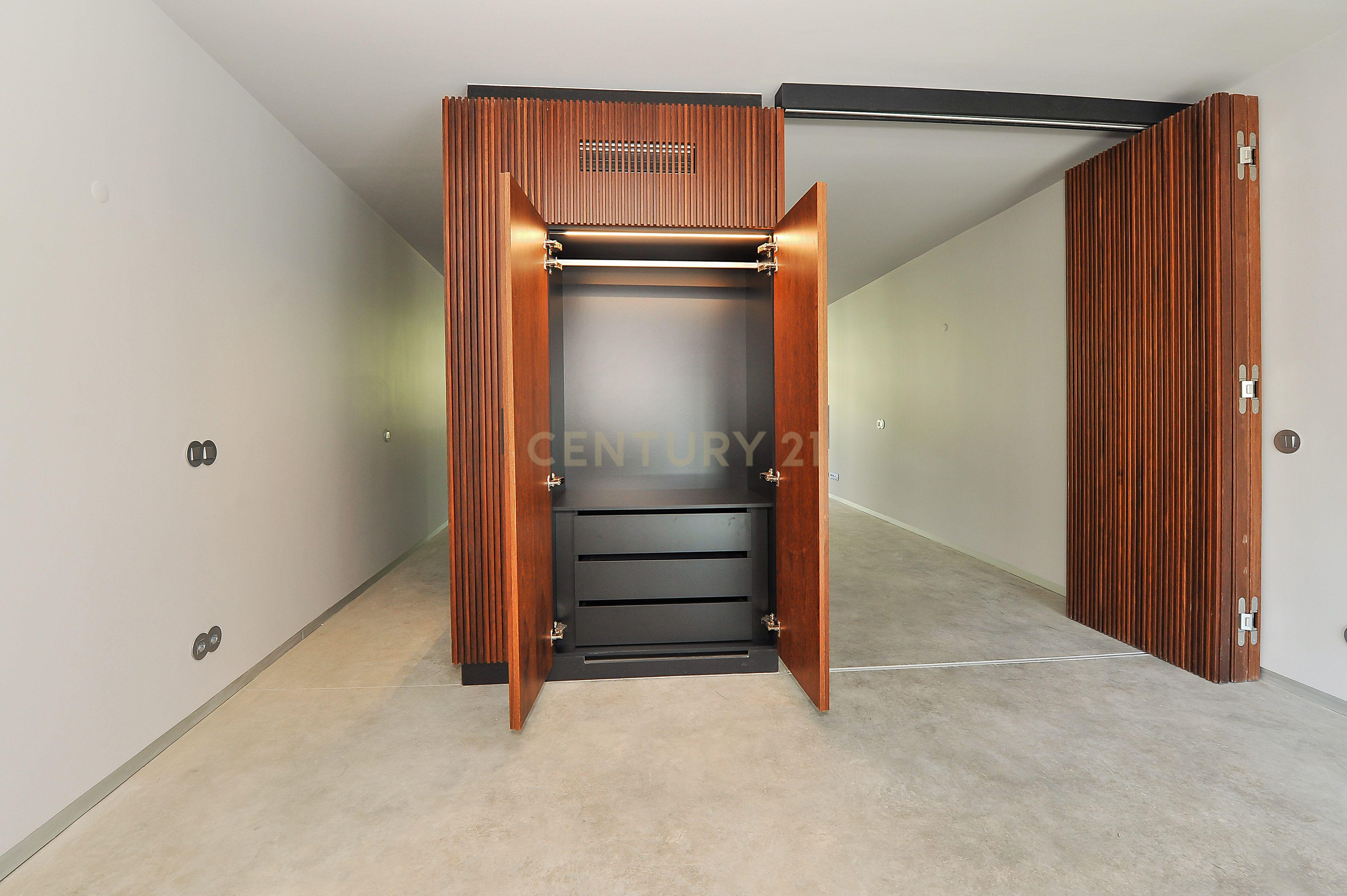 Loft Residencial T1 de design industrial no prestigiado Alcantâra Lofts. Para Venda - Image 25