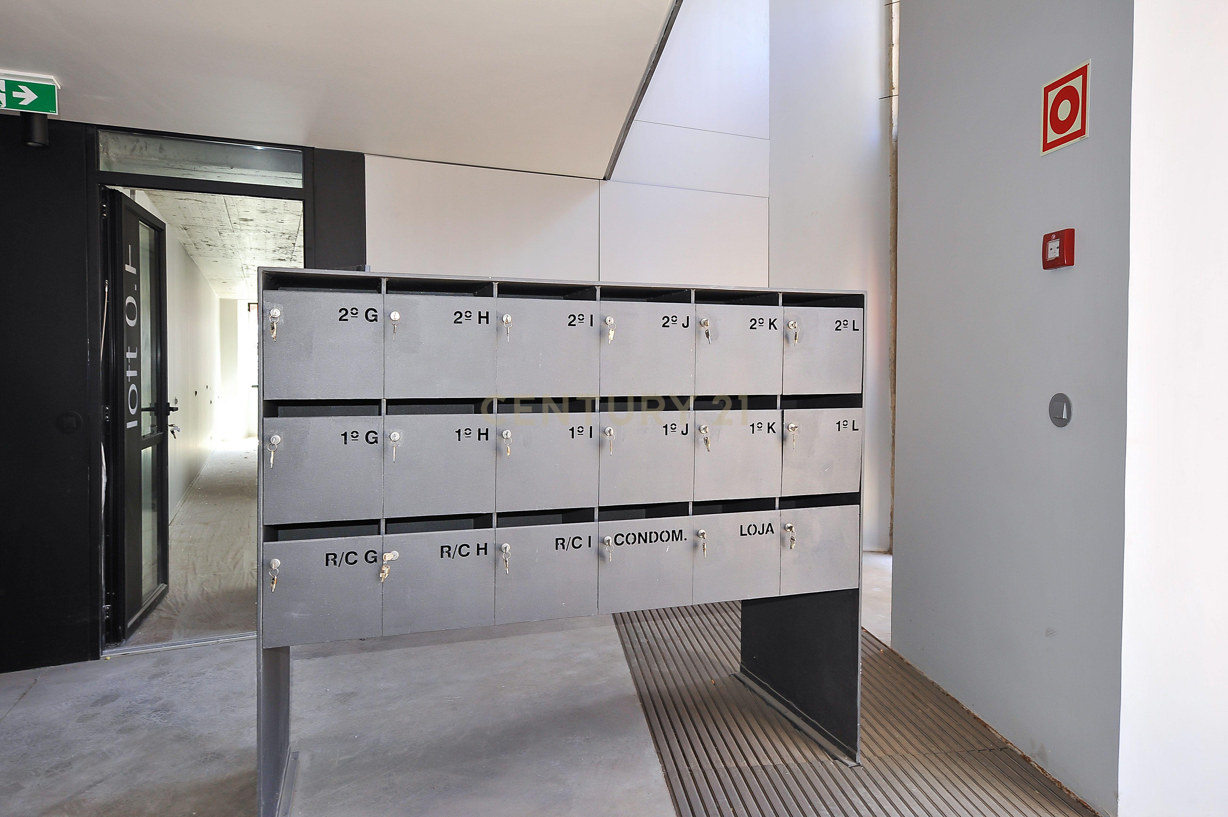 Loft Residencial T1 de design industrial no prestigiado Alcantâra Lofts. Para Venda - Image 9