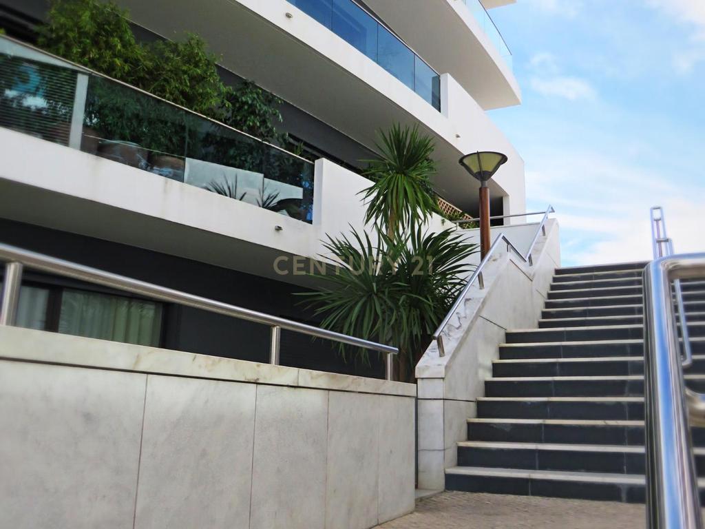Apartamento de Luxo T4 em Almada - Image 16