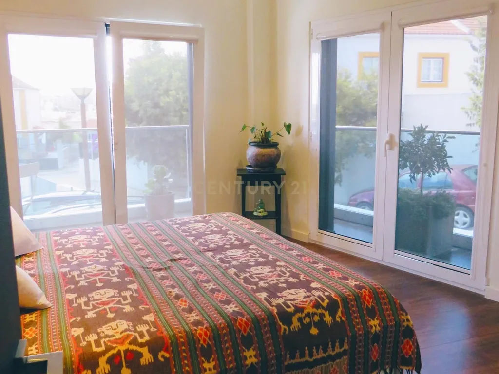 Apartamento de Luxo T4 em Almada - Image 4