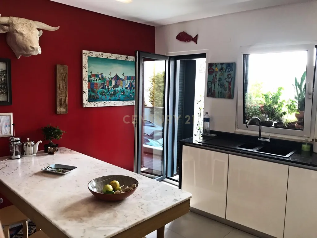 Apartamento de Luxo T4 em Almada - Image 13