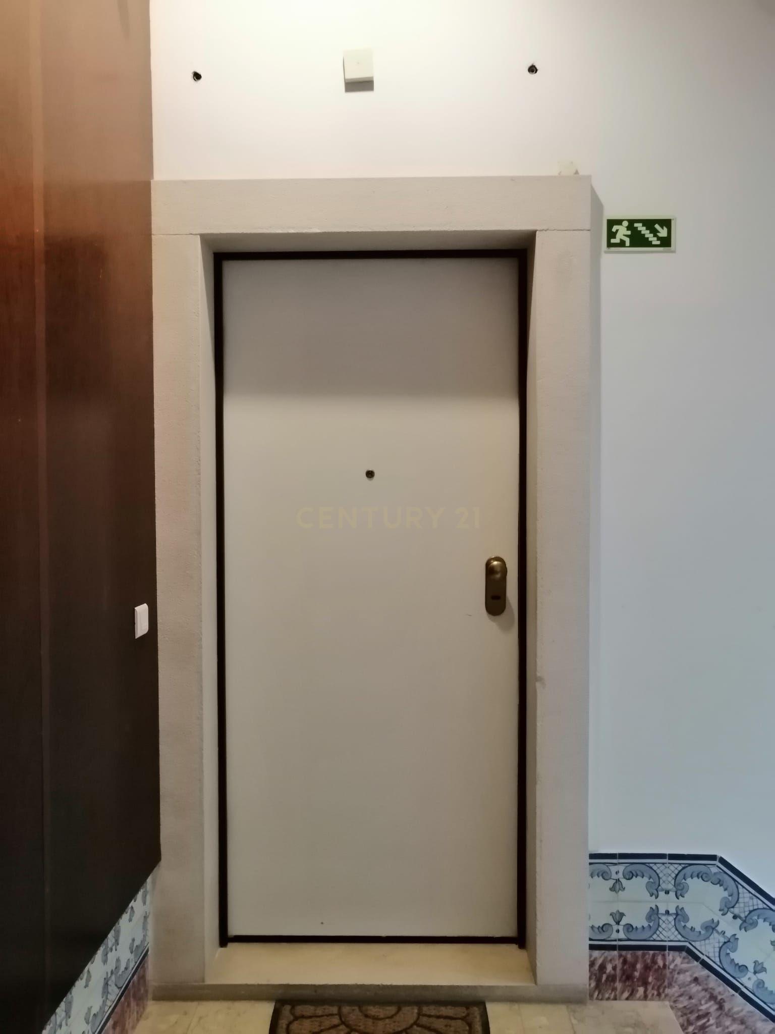 Apartamento T3 para venda na Baixa de Lisboa - Image 18