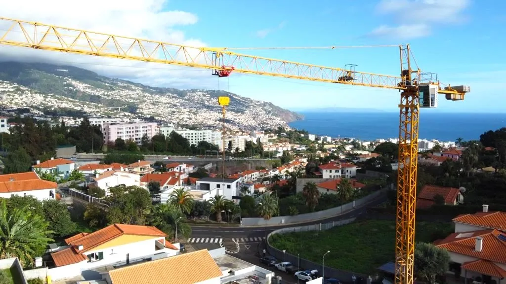 Moradia Em Banda- São Martinho- Funchal (B) - Image 16