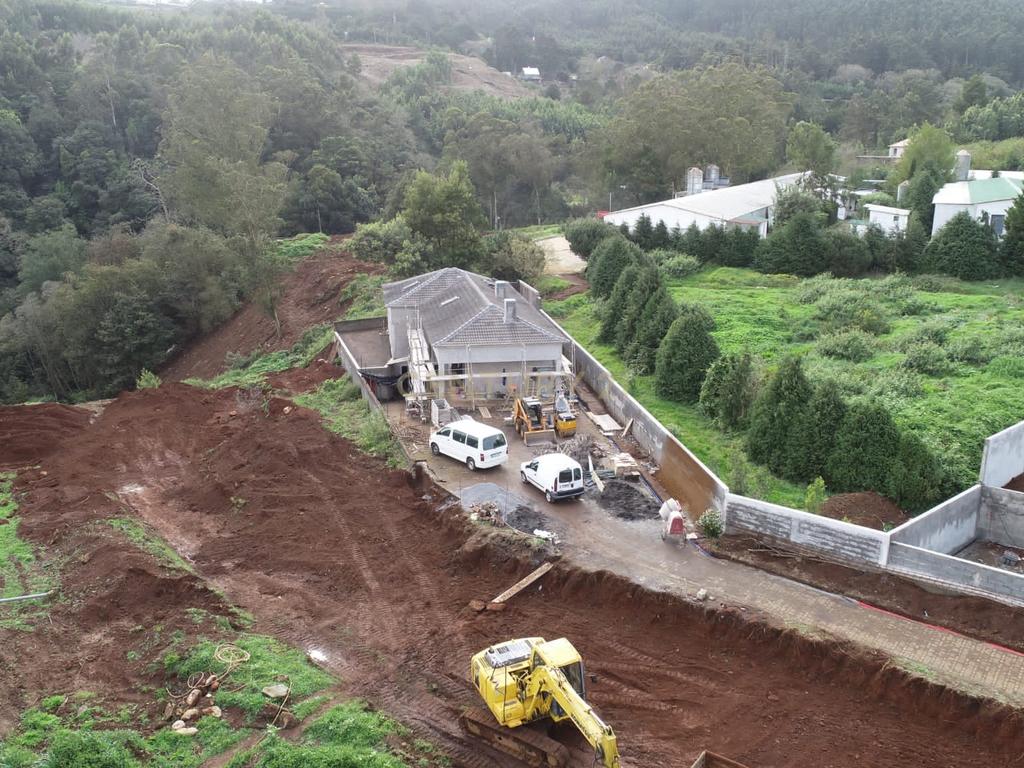 Moradia T3 - Santo António da Serra - Image 15