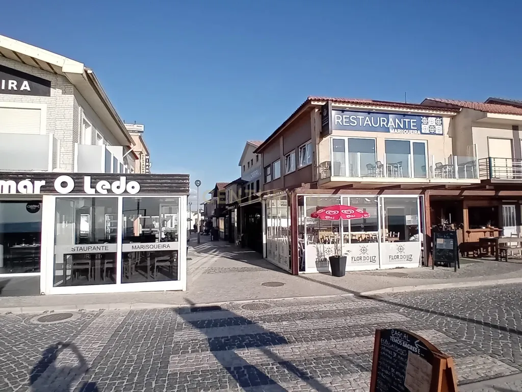 Refúgio à Beira-Mar: Moradia para construir o seu sonho junto a praia da Vieira, Marinha Grande- Leiria - Image 2