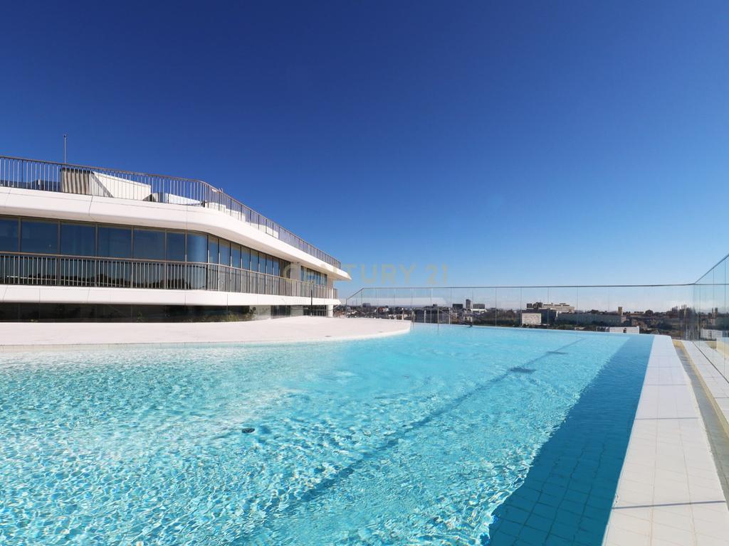 Apartamento de Luxo T2 no Infinity Tower em Campolide - Image 18