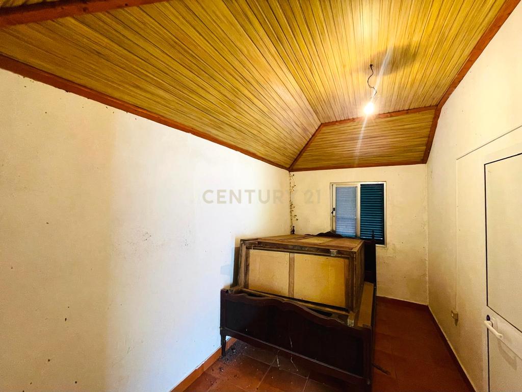 Moradia T2 - São Vicente - Image 11